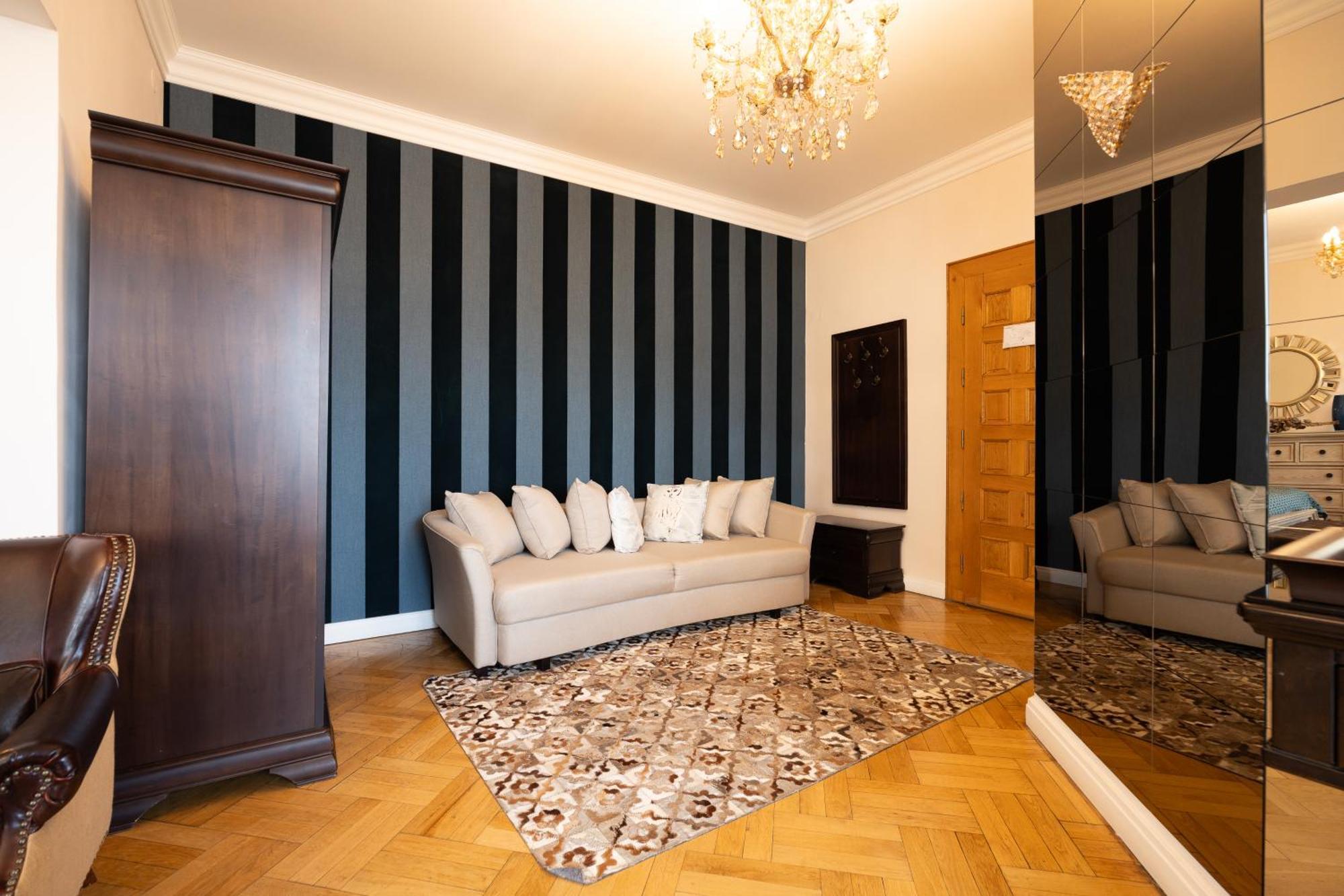 Casa Cranta 4* Brașov