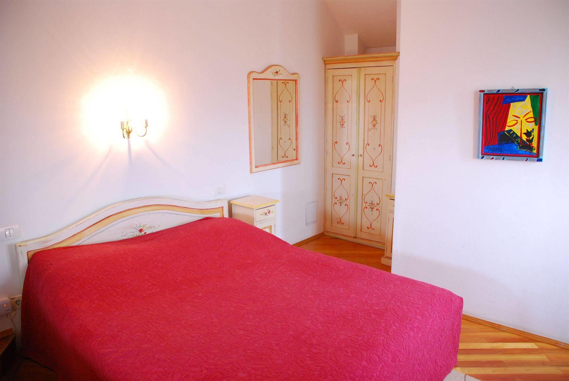Casa Cranta 4*